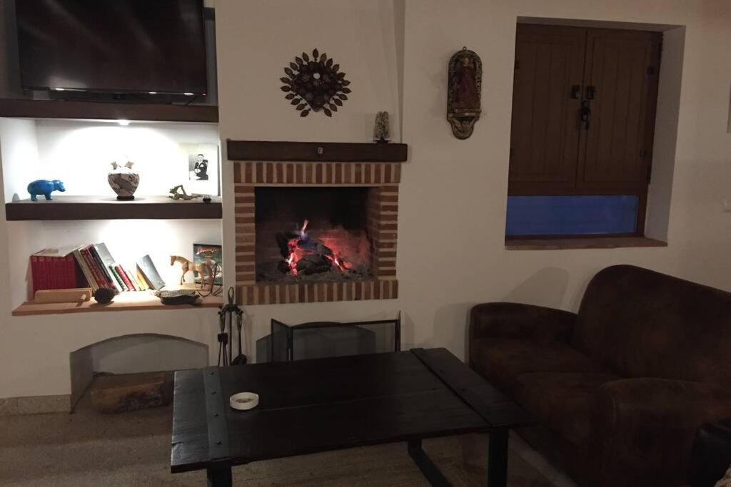 Casa Con Encanto En Poyales Del Hoyo Kültér fotó